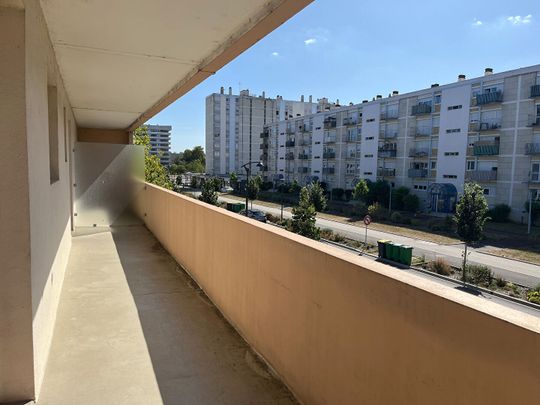 T2 AVEC GRAND BALCON - RENOVE - Photo 1