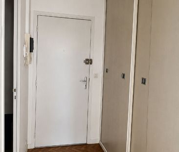 Location Appartement 1 pièce 34m² - Photo 3