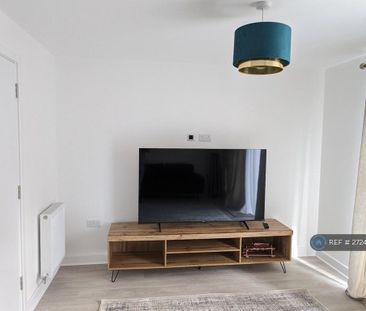 1 bedroom in a house share to rent - Photo 2