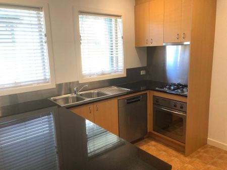 LIFESTYLE & CONVENIENCE - 2 bedrooms plus a study! - Photo 5