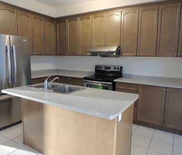 For Lease - 31 Russell Dawson Road, Markham, Ontario - Photo 6