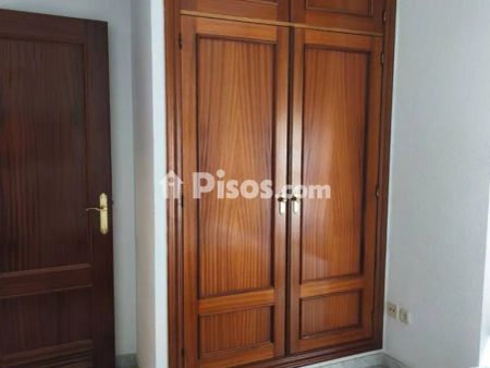 Piso en alquiler en Centro - Photo 3