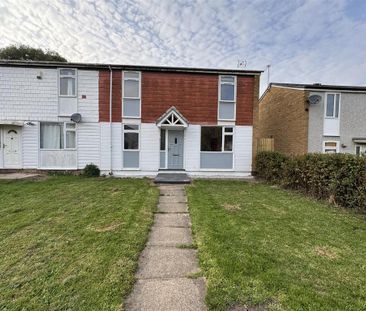 3 bedroom end of terrace house to rent - Photo 2