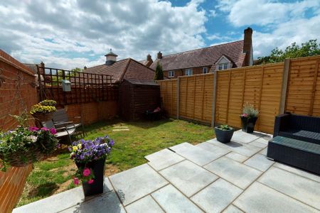 3 bedroom terraced house to rent - Photo 5