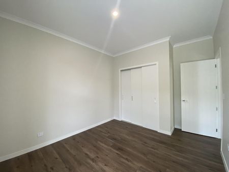 Stylish new two-bedroom - Photo 2