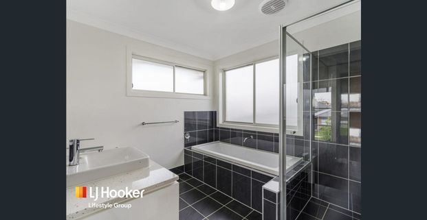 5 bedrooms Family home! - Photo 1