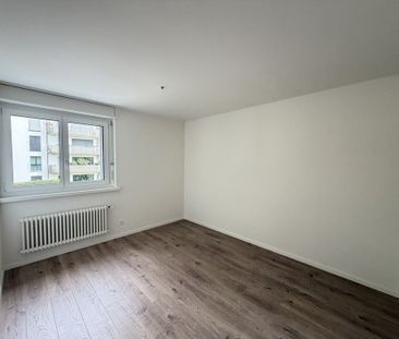 Attraktive Wohnung, nahe Bahnhof Lenzburg - Photo 2
