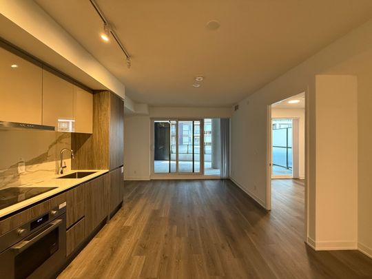 For Lease - 180 Front Street Unit# 607, Toronto, Ontario - Photo 1