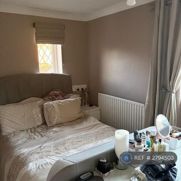 2 bedroom end of terrace house to rent - Photo 1