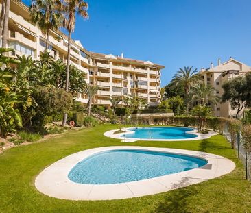 2 Bedroom Apartment For Rent in San Pedro de Alcántara, Málaga - Photo 5