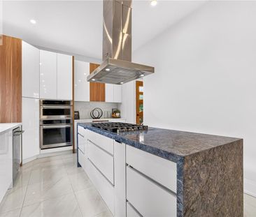1526 BRIDGE Road, Oakville, Ontario, L6L2E3 - Photo 3