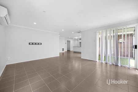 17 Palmer Parade, Derrimut VIC, Belconnen - Photo 2