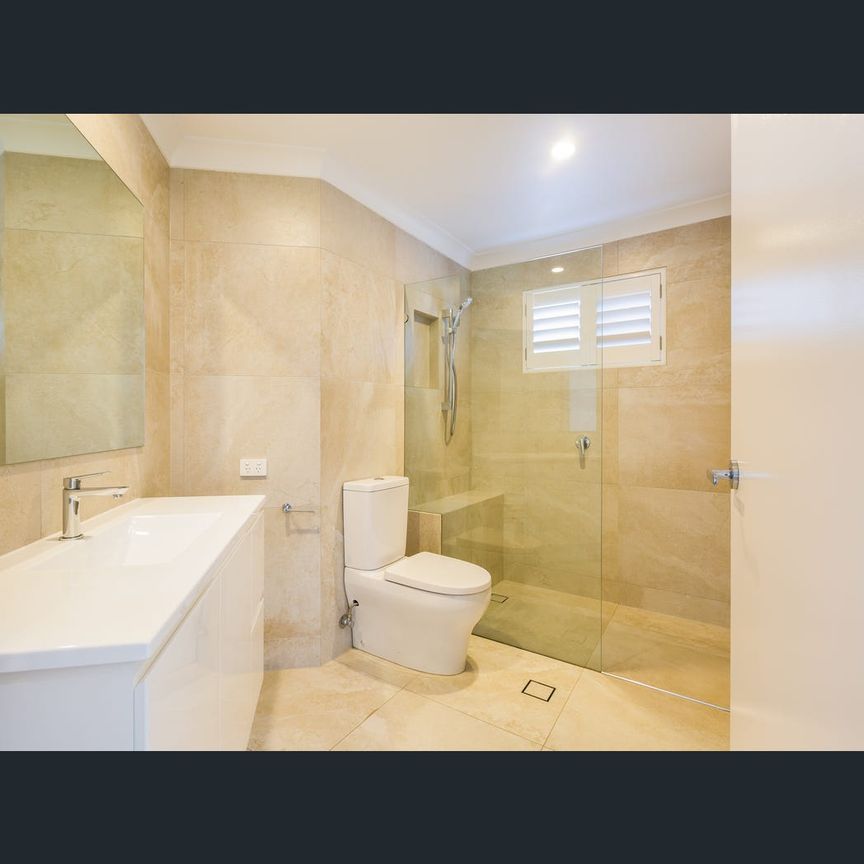 37/81 Boykambil Esplanade North, Hope Island, Qld 4212 - Photo 1