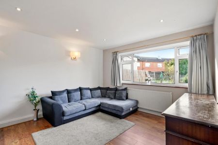 3 bedroom terraced house to rent - Photo 3