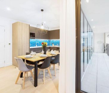 3 bedroom apartment to rent - Photo 3