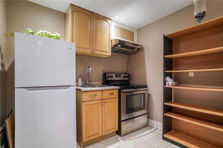 For Lease - 1810 South Sheridan Way, Mississauga, Ontario - Photo 4