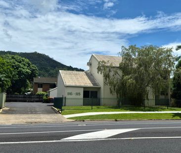 Edge Hill Loft Apartment – Fully Furnished | 2 Levels - Photo 6