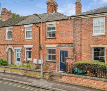 2 bedroom terraced house to rent - Photo 2