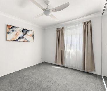 Modern Comfort in a Convenient Merewether Location - Photo 4