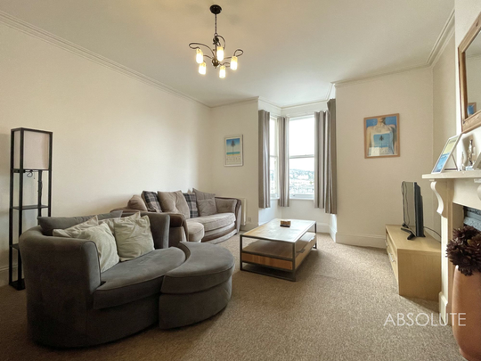 1 bed flat to rent in Victoria Parade, Torquay, TQ1 - Photo 1