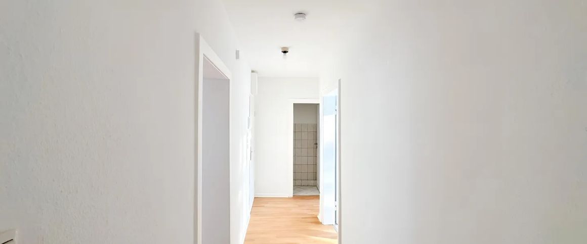 KREFELD-STADTMITTE: SCHÖNE 3-ZIMMER WOHNUNG ZU MIETEN! - Photo 1