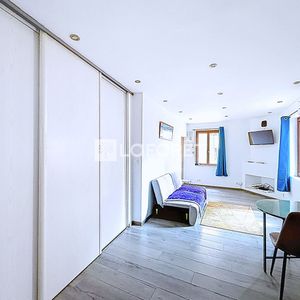 Location Appartement 1 pièce 27m² - Photo 2