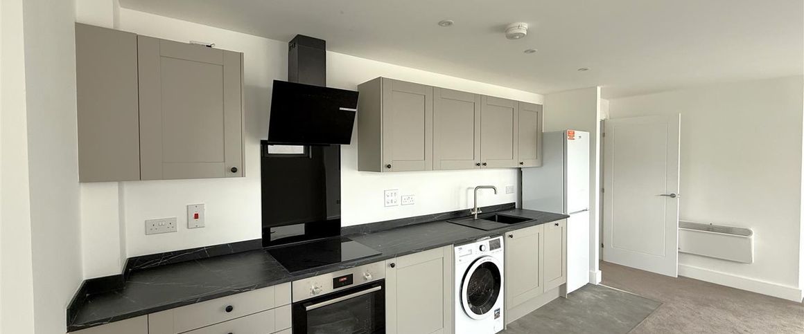 Flat 30, 2 Martin Court, Hastings, TN34 1DY - Photo 1