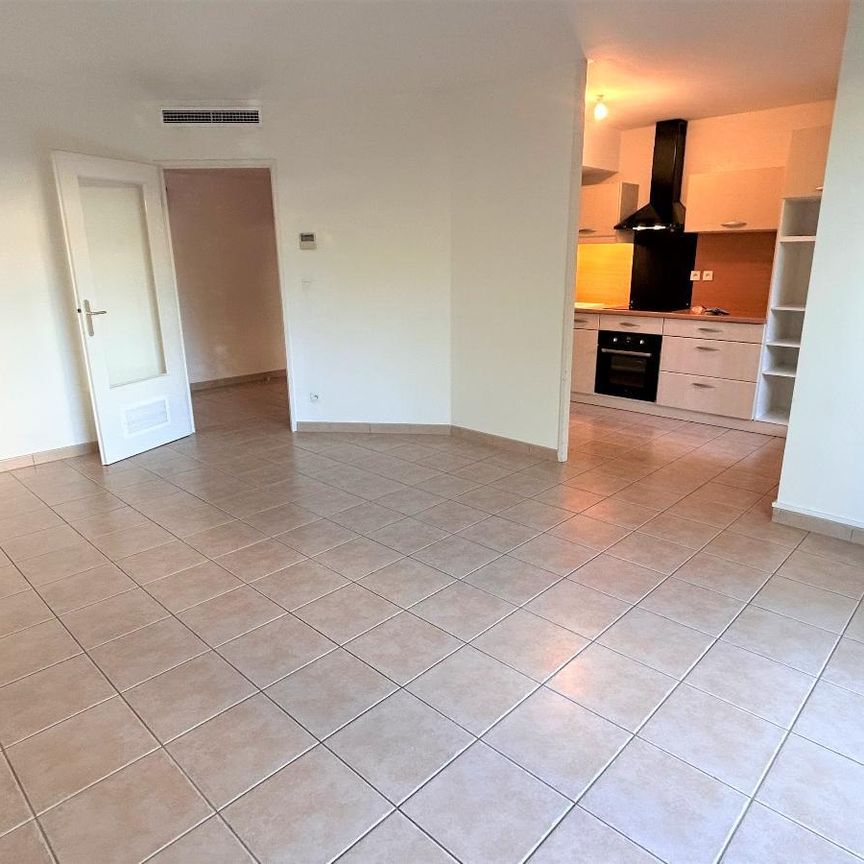 Location Appartement 3 pièces 72m² DIJON 21000 - Photo 1