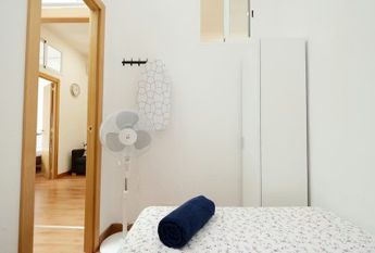 Carrer de Ferlandina, Barcelona, Catalonia 08001