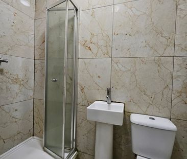 Studio Flat, Conway Road, LU4 - Photo 5