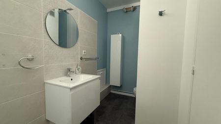 Location Appartement 2 pièces 44m² - Photo 5