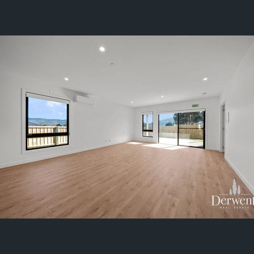 High-Specification Home with Flexible Family Layout in Magra - Photo 1