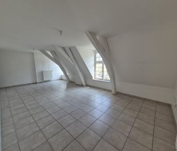 Location Appartement 3 pièces 79m² ST OMER 62500 - Photo 6