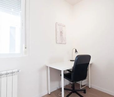 Calle de Santa Feliciana, Madrid, Community of Madrid 28010 - Photo 1