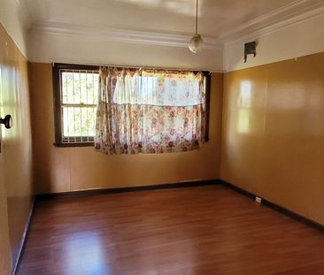 2 Bedroom House - Photo 4