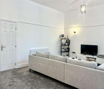 Knowle Avenue, Knowle, Fareham, PO17 - Photo 4