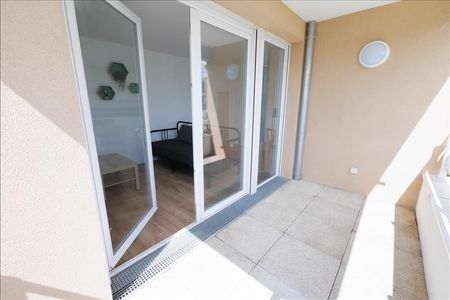 3 pièces - Meublé - 56 m² - 3ème étage - Colocation non autorisée - Photo 3