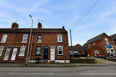 2 bedroom terraced house to rent - Photo 4