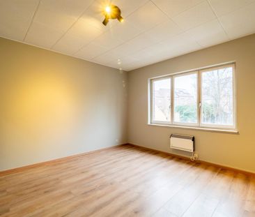 Appartement te Vorst - Foto 1