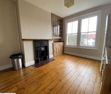 3 bedroom maisonette to rent - Photo 2