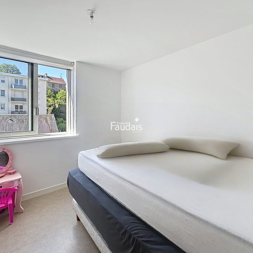 Location Appartement 3 pièces 88m² ST LO 50000 - Photo 1