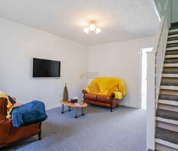 4 bedroom terraced house to rent - Photo 1