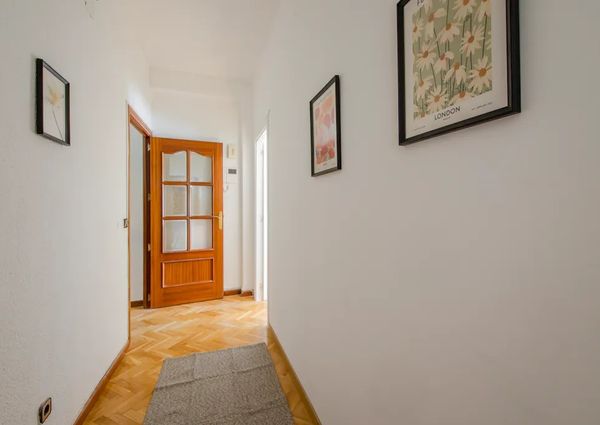 Calle de Granada, Madrid, Community of Madrid 28007