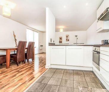 2 bedroom apartment to rent - Photo 4