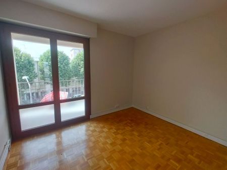 Location Appartement 3 pièces 65m² ROUEN 76100 - Photo 3