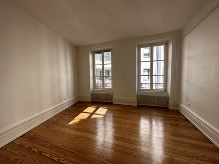 Location Appartement 6 pièces 139m² STRASBOURG 67000 - Photo 5