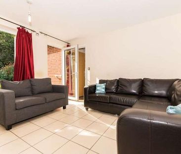 Shipman Avenue, Canterbury, CT2 - Photo 1