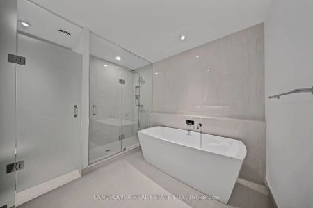 155 Merchants' Wharf #215 - Photo 2