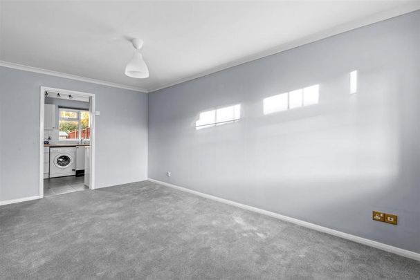 2 bedroom semi-detached house to rent - Photo 1