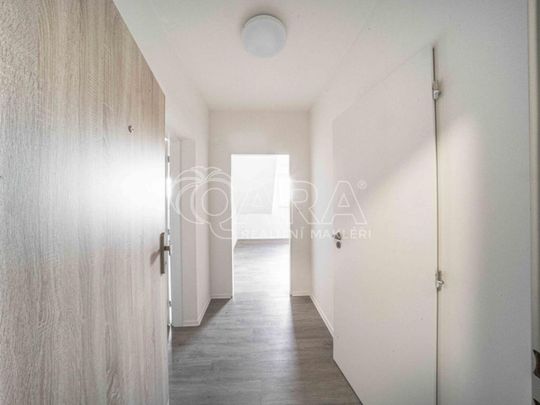 Pronájem bytu 2+kk 41 m2 - Fotografie 1